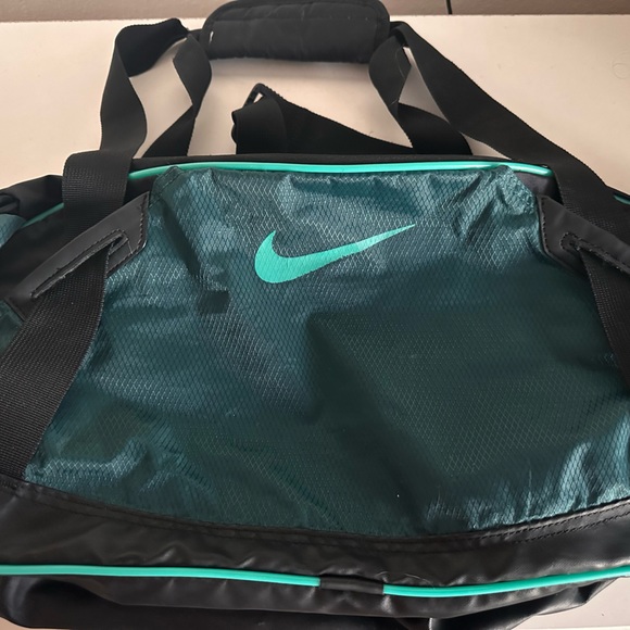 teal nike duffel bag